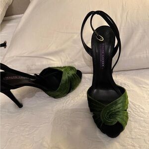 brand new and barely used. Extreme fashion!
